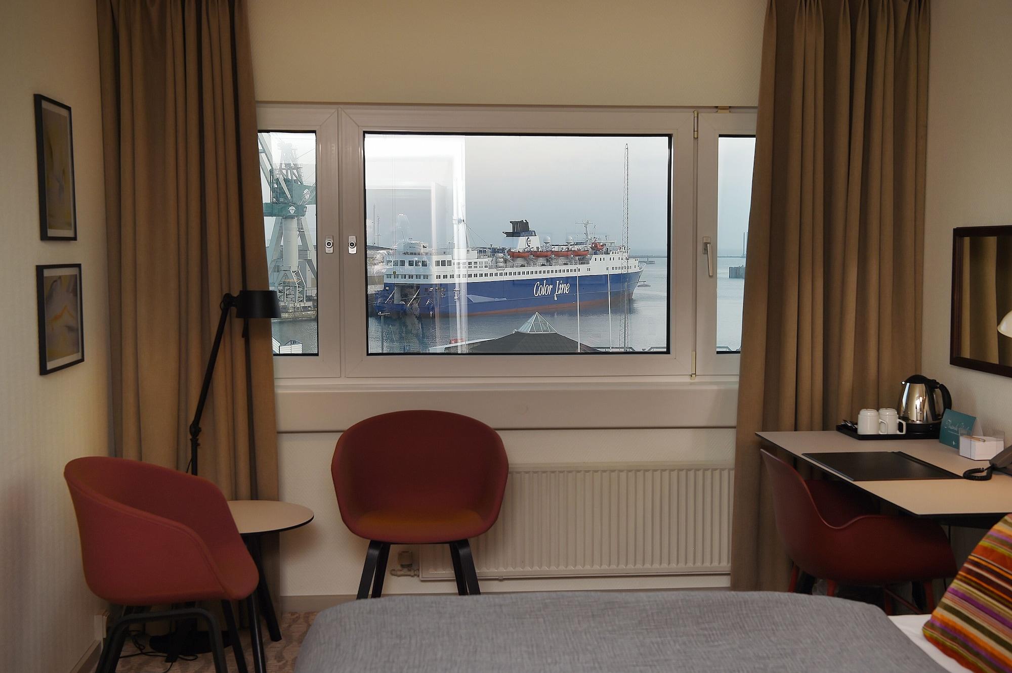 Hotel Jutlandia Frederikshavn Exteriör bild