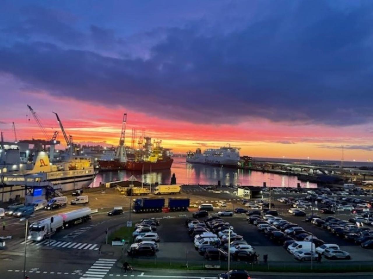 Hotel Jutlandia Frederikshavn Exteriör bild